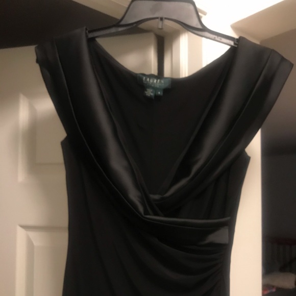 Evening gown - Picture 2 of 8